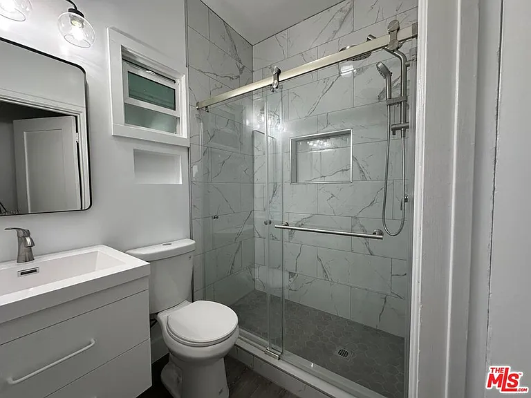 856 S Gramercy Pl — Photo 10