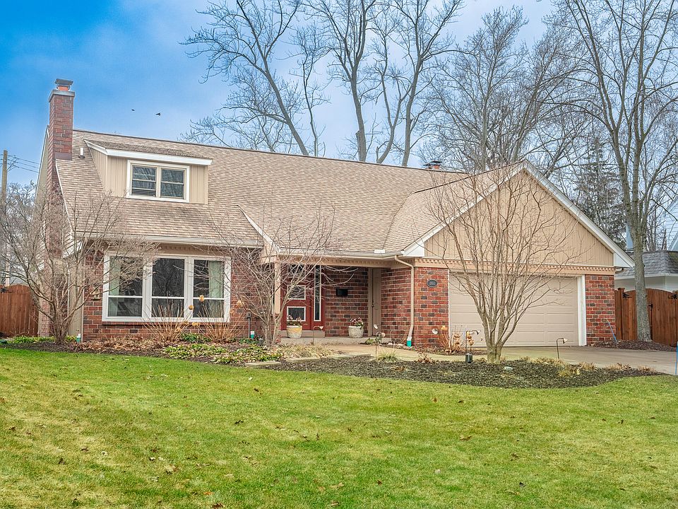 1st image of 2812 Oakwood Dr SE