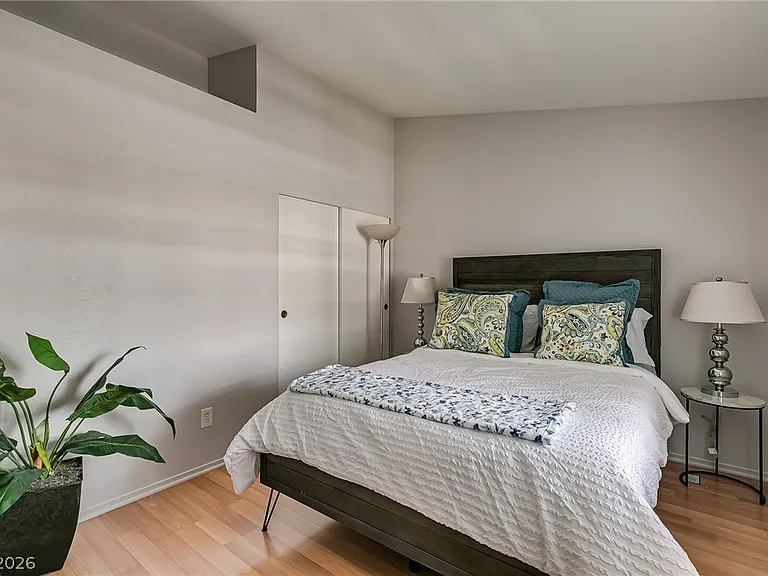 5415 W Harmon Ave #2114 — Photo 7