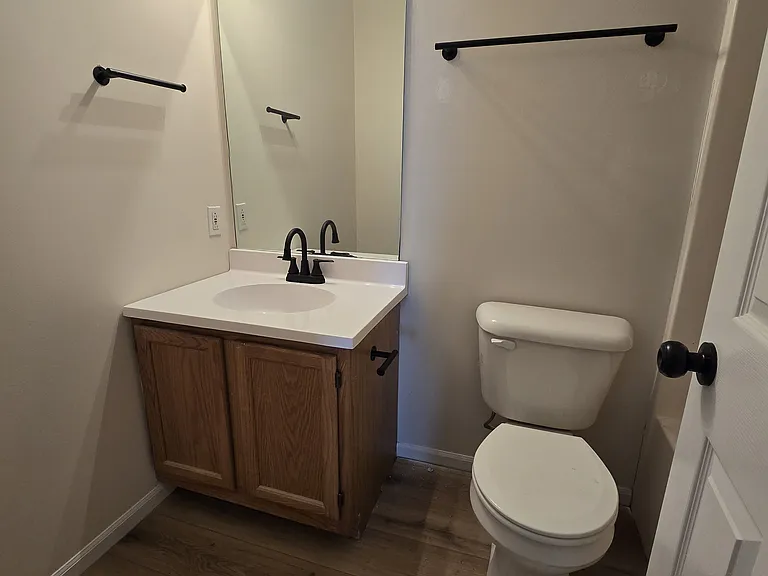 303 Dorothy Dean Dr — Photo 6