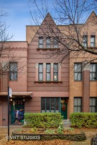 1235 W George St APT 103, Chicago, IL, 60657