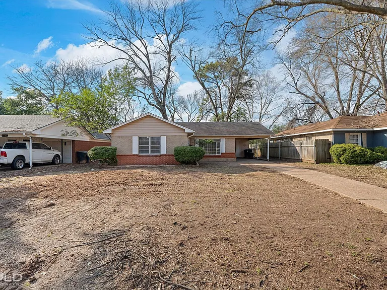 2726 W Cavett Dr — Photo 36