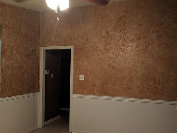 5th image of 3905 Southmoor Ln
