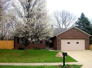 355 Old Farm Rd, Danville, IN 46122