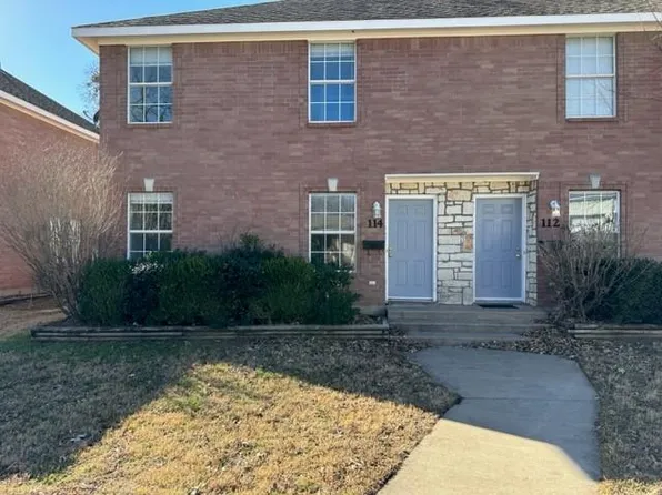 114 S Holly Ave, Sherman, TX 75092