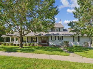 1425 W 4th St, Pella, IA 50219
