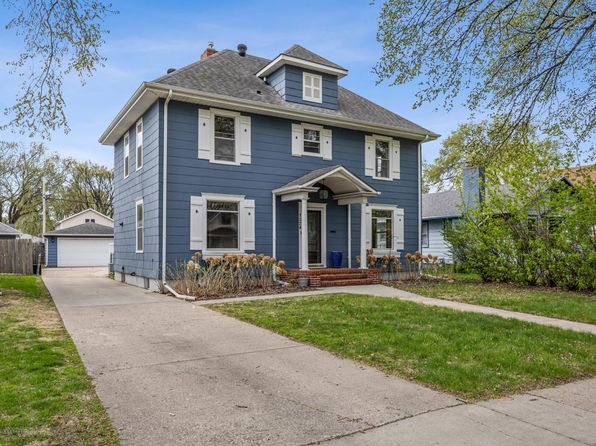 1524 5th Ave S, Fargo, ND 58103