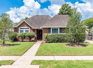 823 Quiet Spring Ln, Houston, TX 77062