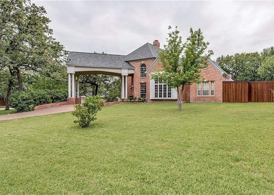 1st image of 135 Forest Hollow Dr