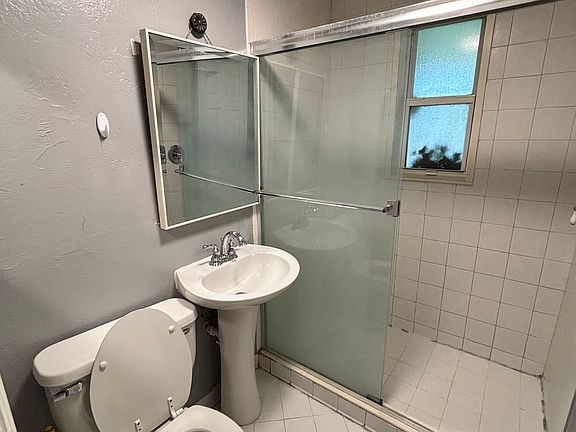 2nd image of 613 Barbara Ln #1
