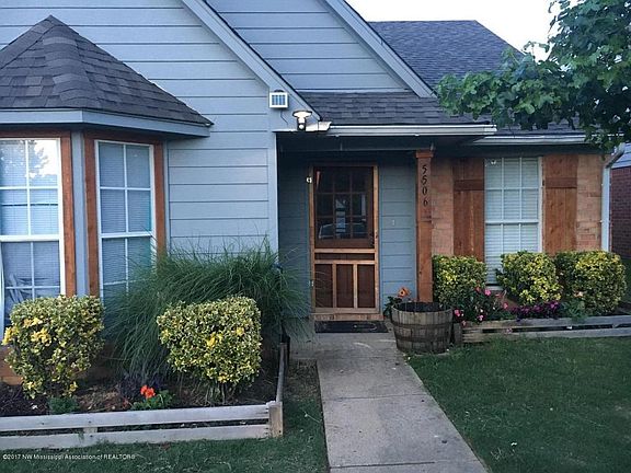 4th image of 5506 Bradley Ln