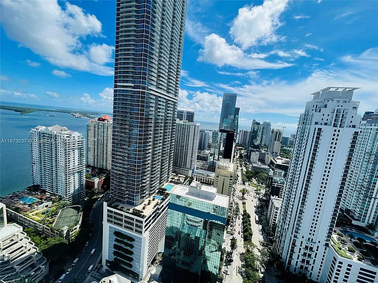 951 Brickell Ave #4211 — Photo 5