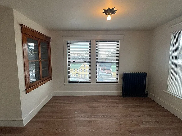 250 N Main St #24 — Photo 2