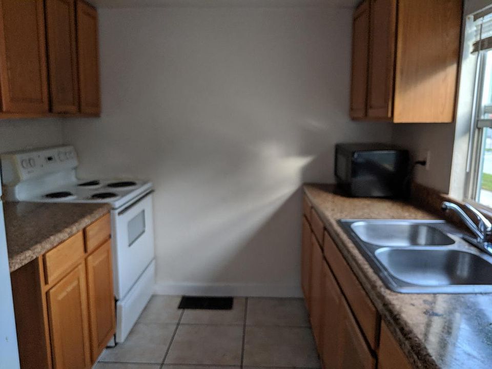 1st image of 1816 5th St