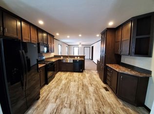 6582 Prince Blvd, Fenton, MI 48430