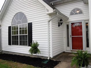 121 Treslyn Trce, Hampton, VA 23666