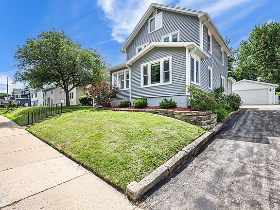 2nd image of 609 Oneida St