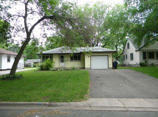 2660 5th Ave E, North Saint Paul, MN 55109