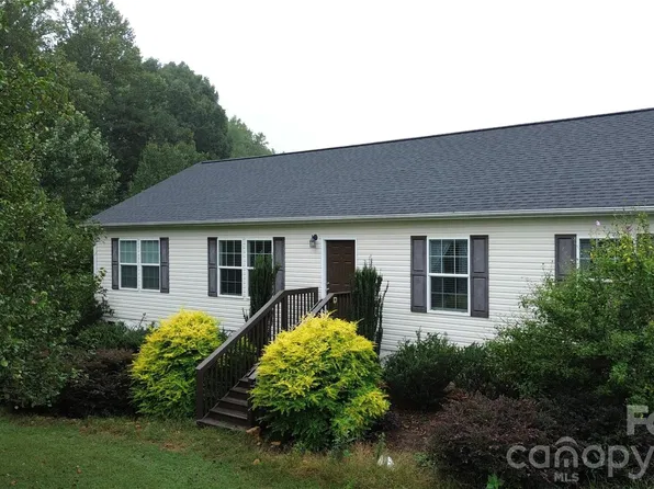 1274 Crandell Dr, Crouse, NC 28033