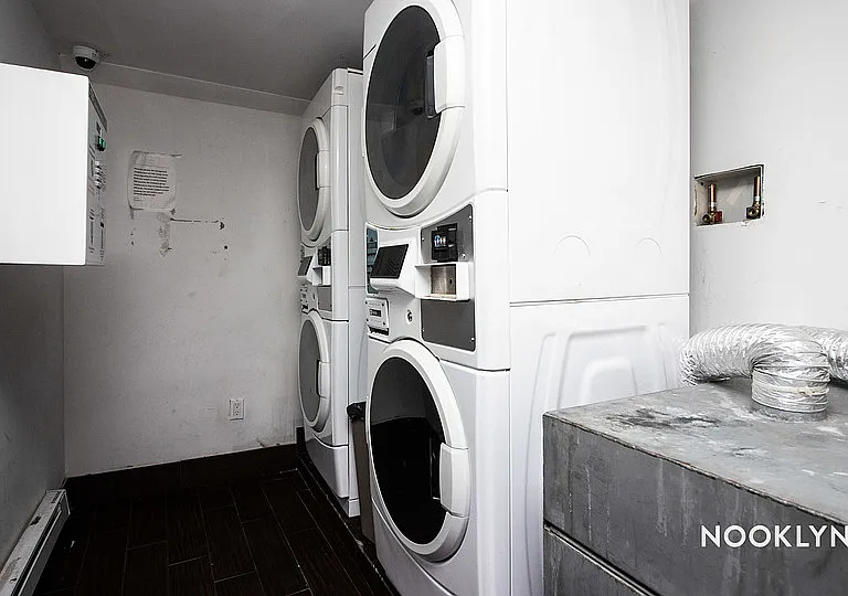 588 Myrtle Ave #502 — Photo 28