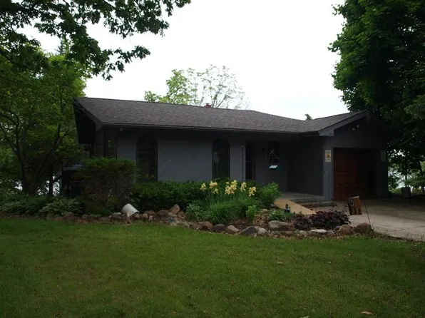 36951 N North Nathan Hale Dr, Lake Villa, IL 60046