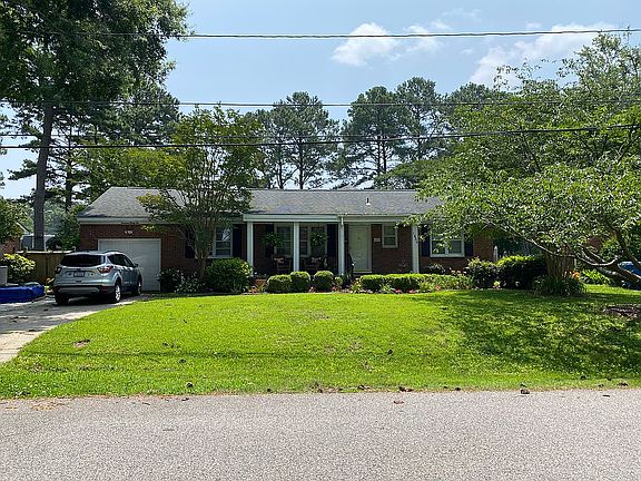 4th image of 1432 Lakeview Dr