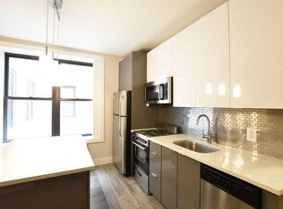 9422 225th St, Queens Village, NY