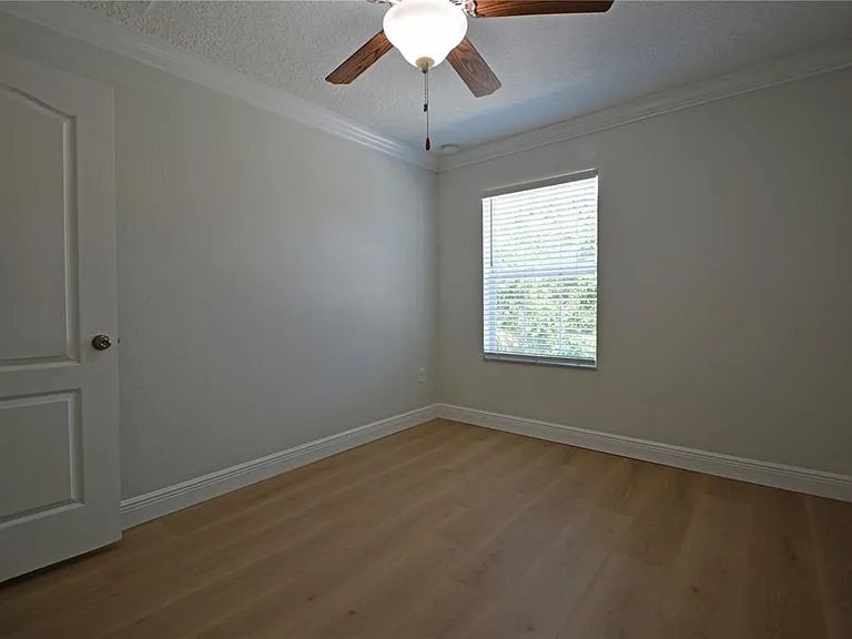 11925 Greengate Dr — Photo 34