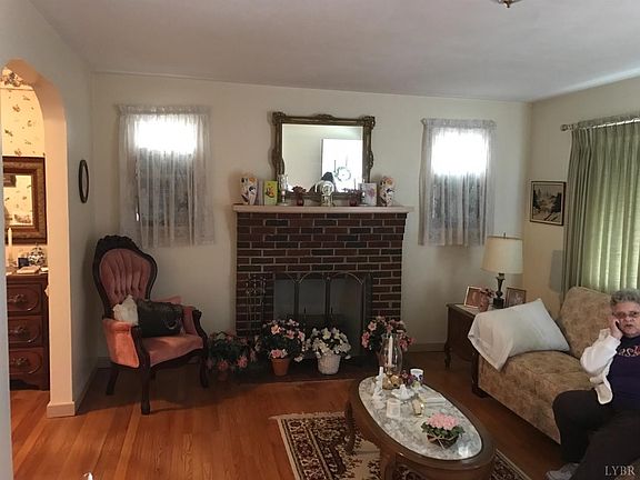 4th image of 803 Perrymont Ave
