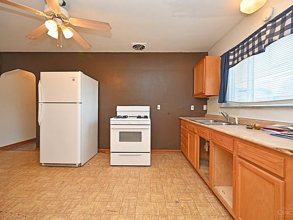 5th image of 802 Jefferson Ave
