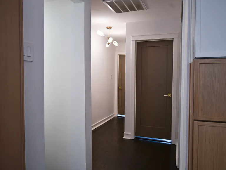 1403 Munger St — Photo 22