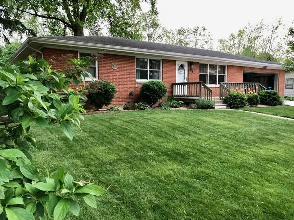 705 W Jefferson St, Kouts, IN 46347