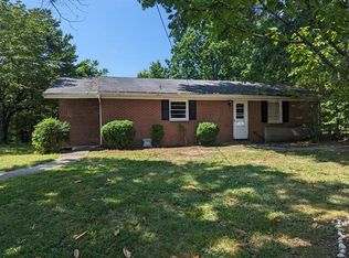 225 Englewood Ln, Danville, VA 24541