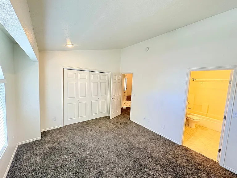 334 W Mountain View Dr — Photo 14