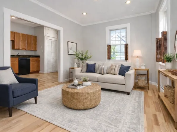 9 Prospect St APT 1, Portsmouth, NH 03801