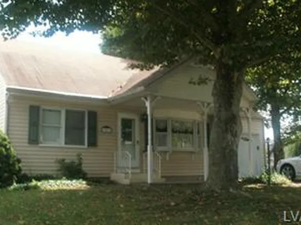 3081 Clearview St, Easton, PA 18045