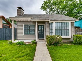 2049 New Haven Dr, Dallas, TX 75217
