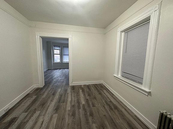 5th image of 304 S Orange Ave #2E