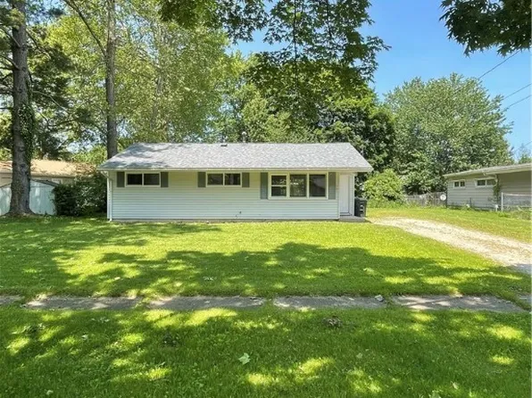 1781 Delia Ave, Akron, OH 44320