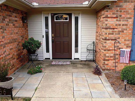 4th image of 466 Saratoga Ln