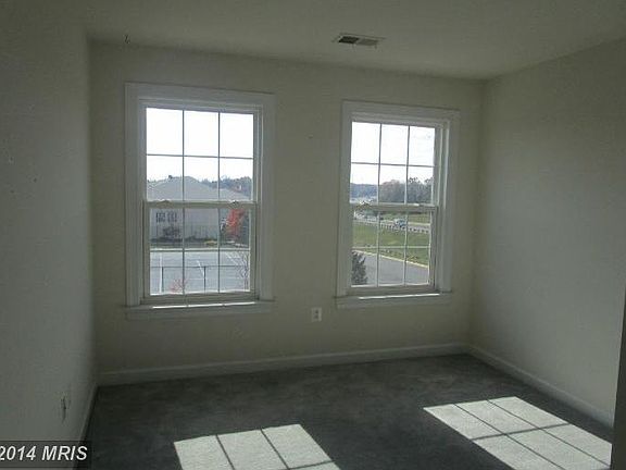 5th image of 14814 Strayer Ln