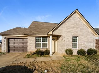 6926 Parkbrook Ln, Cordova, TN 38018