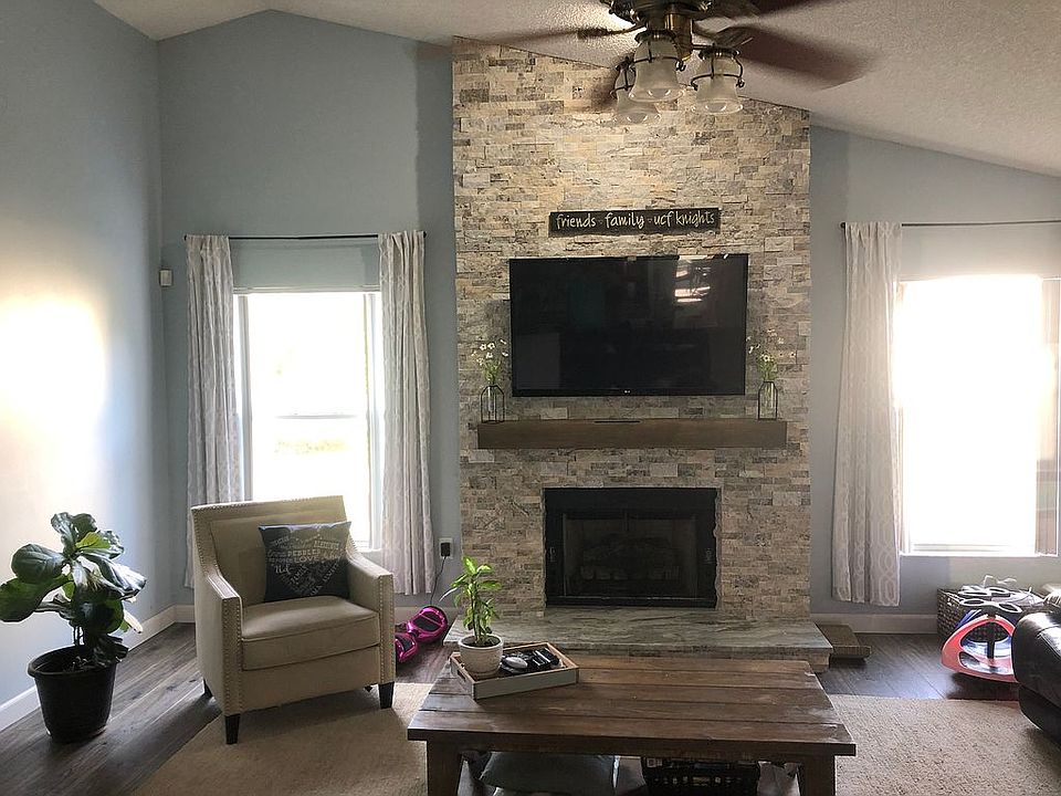 2nd image of 1265 Little Oak Cir