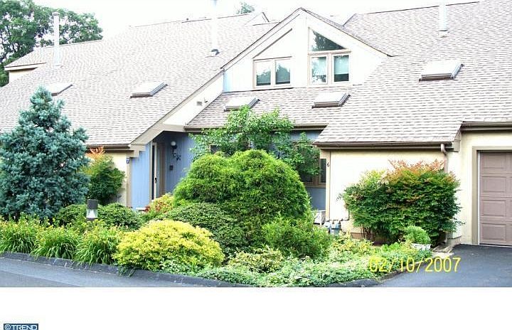 For Sale: 681 Meetinghouse Rd, Elkins Park, PA 19027