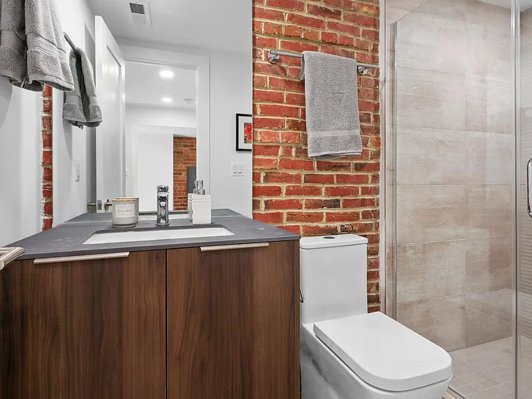 1119 V St NW #3 — Photo 25