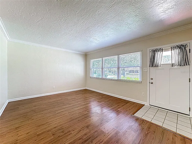1450 Cavendish Rd — Photo 4