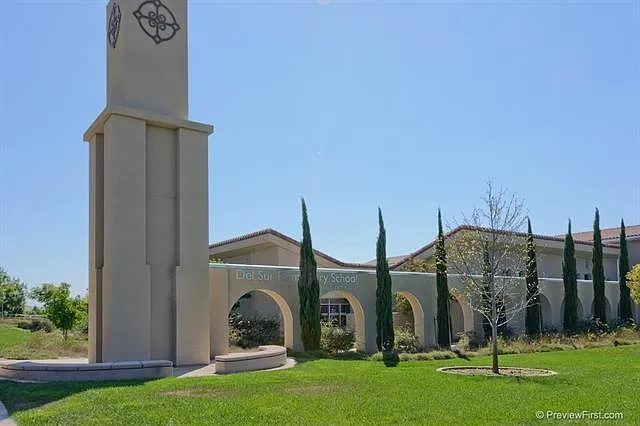Del Sur elementary school