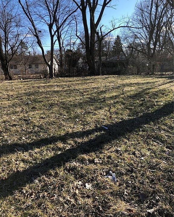 2nd image of 9955 Ellis Dr