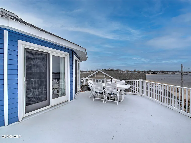 424 E Longport Ave — Photo 19