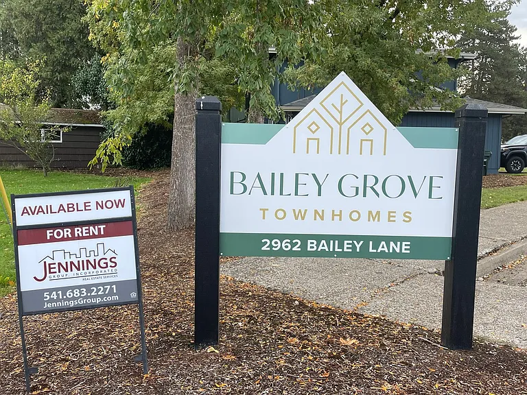 Bailey — Photo 1
